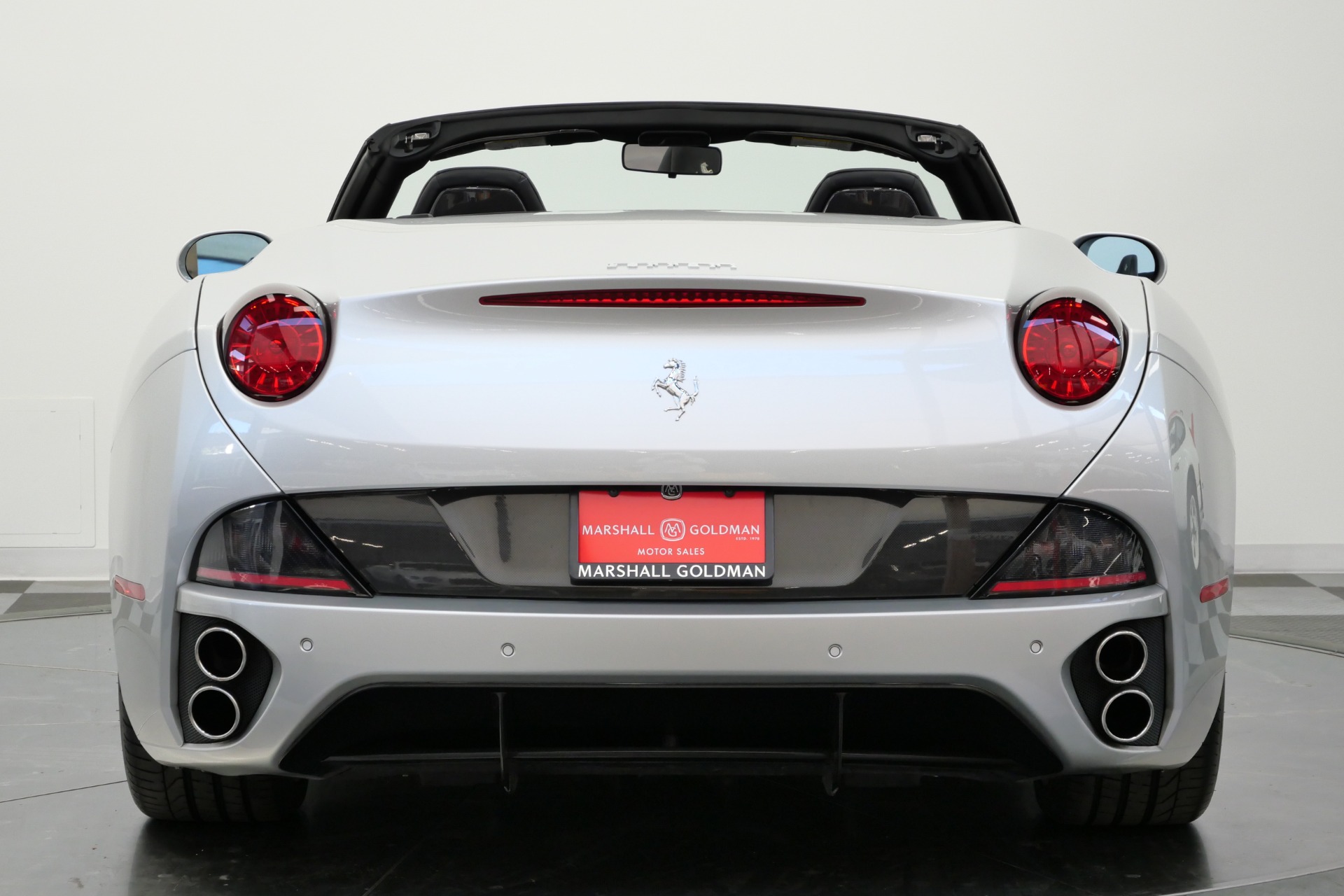 Ferrari California -Rare Two-Tone Paint, Rare Carbon Fiber Bucket Seats, Low Miles