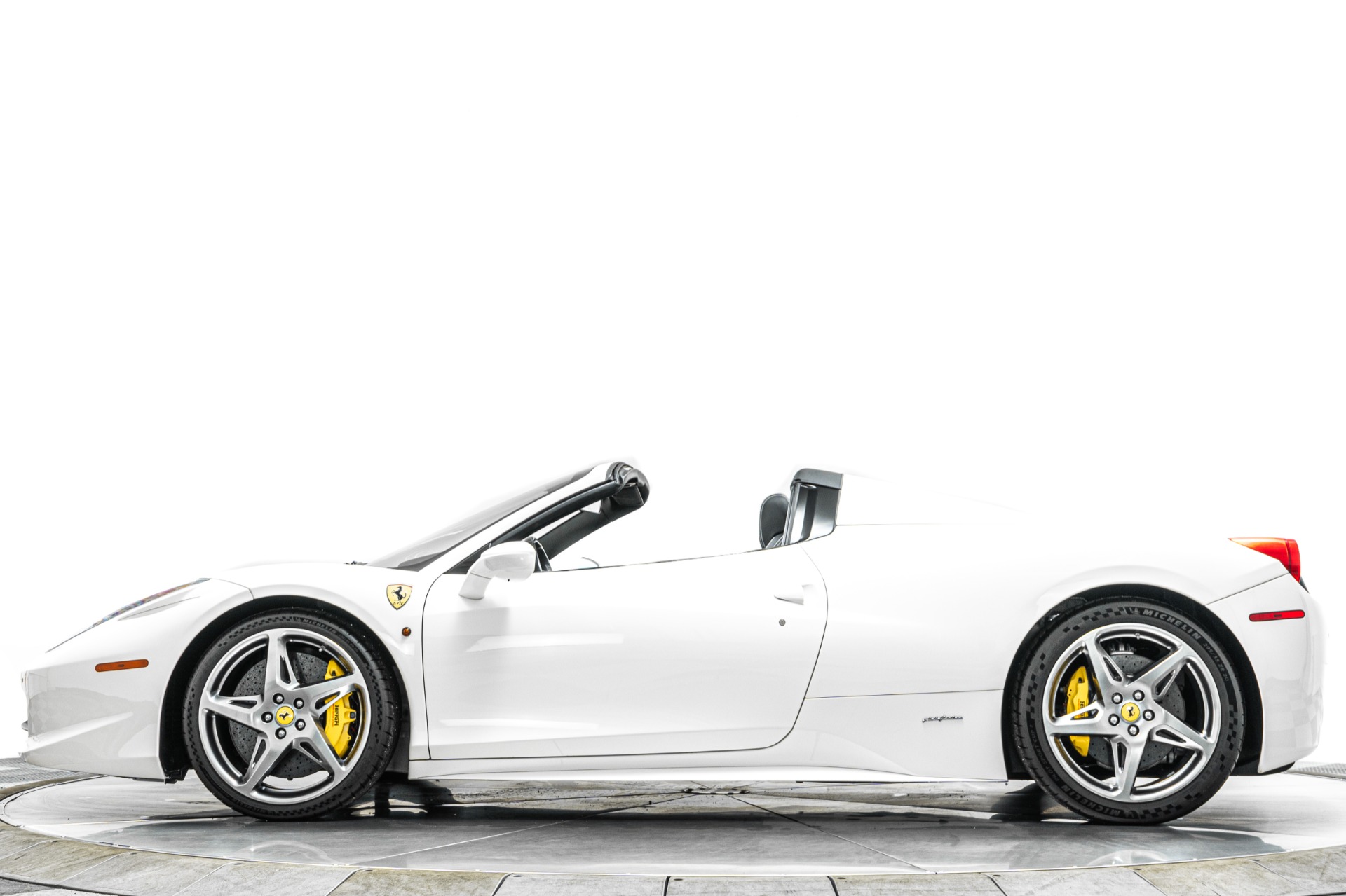 Ferrari 458 Spider -Low Miles, Carbon/Leather Steering Wheel With LEDs