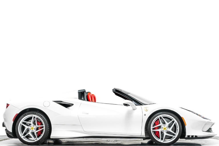 Ferrari F8 Spider -Low Miles, Two-Tone Paint, Carbon Driving Zone, Passenger Display