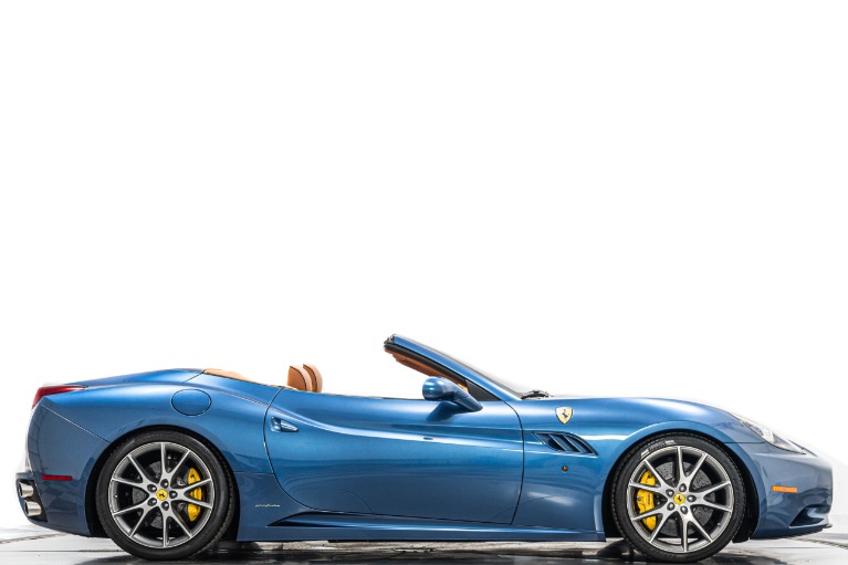 Ferrari California -Daytona Seats, Sport Wheels, Low Miles, Rare Color
