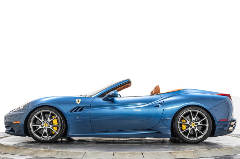 Ferrari California -Daytona Seats, Sport Wheels, Low Miles, Rare Color