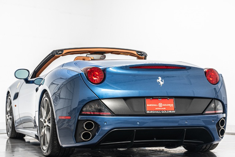 Ferrari California -Daytona Seats, Sport Wheels, Low Miles, Rare Color