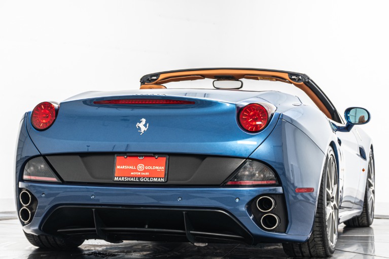 Ferrari California -Daytona Seats, Sport Wheels, Low Miles, Rare Color