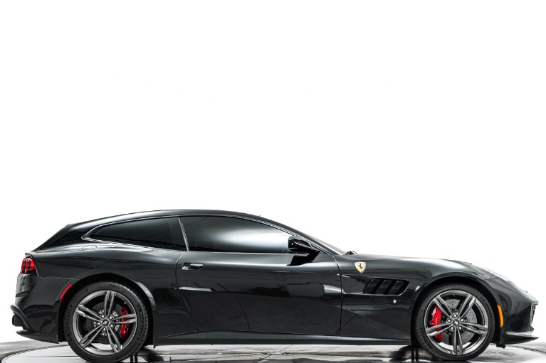 Ferrari GTC4Lusso -Daytona Seats, Panoramic Roof